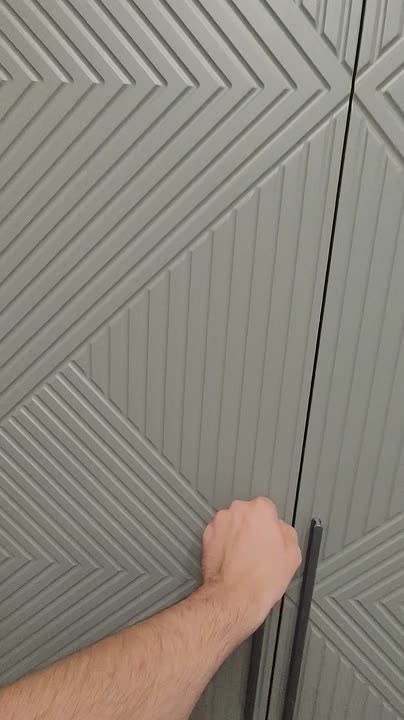 Шкаф в прихожую с угловым сегментом